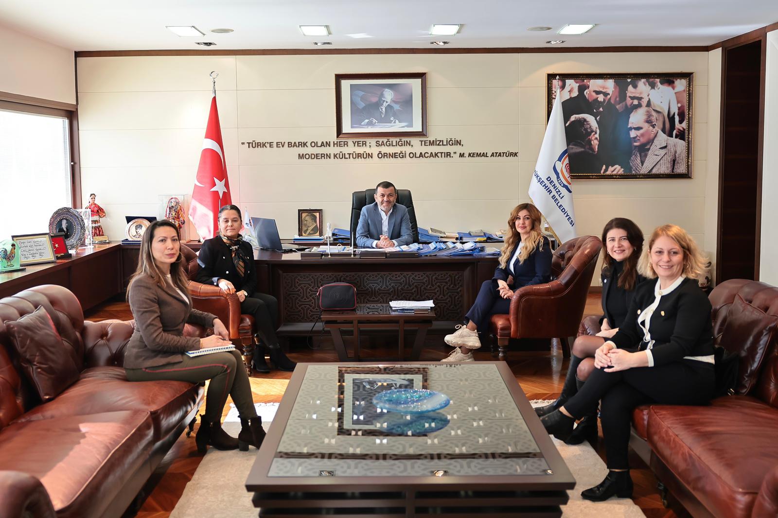 DENİZLİ B&Uuml;Y&Uuml;K ŞEHİR BELEDİYE BAŞKANIMIZ B&Uuml;LENT NURİ &Ccedil;AVUŞOĞLUNU ZİYARET